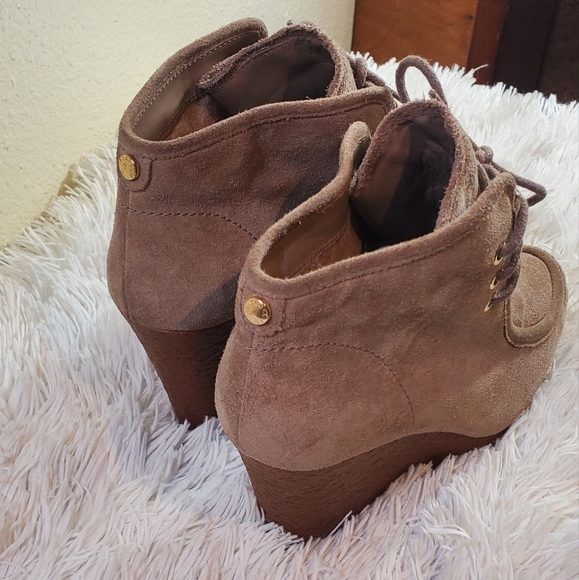 MICHAEL KORS Rory Moccasin Wedges - Picture 4 of 12